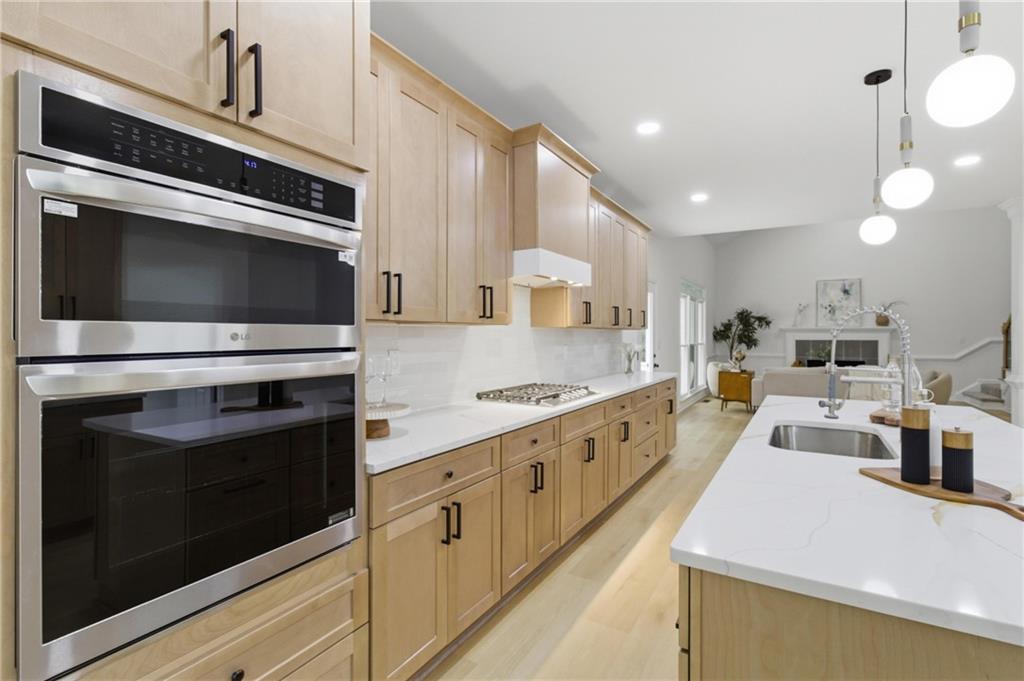 6310 Braidwood Ovrlk NW