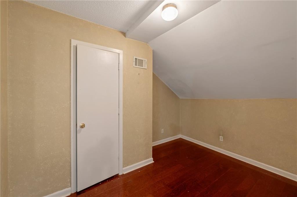 1025 Whitfield Court, Smyrna, Georgia image 10