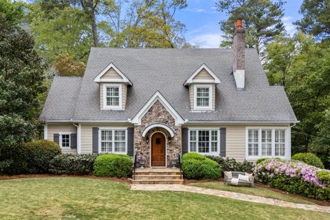 Photo of 3146 Peachtree Drive NE, Atlanta, GA 30305 (MLS # 7749205)