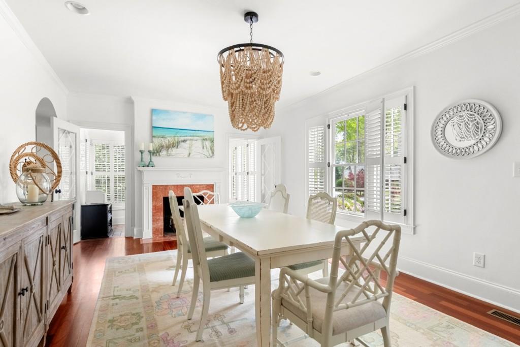 3146 Peachtree Drive NE