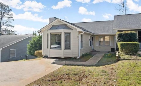 Townhouse For Sale - 1892 Cooper Landing Drive<br/> Smyrna, GA 30080