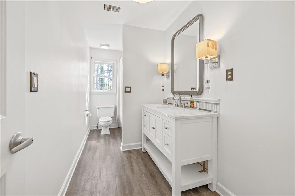 2212 Nine Oaks Drive, Kennesaw, Georgia image 32