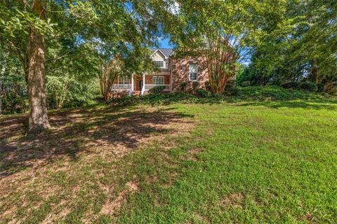 2235 Hawthorne Trace Monroe GA 30655