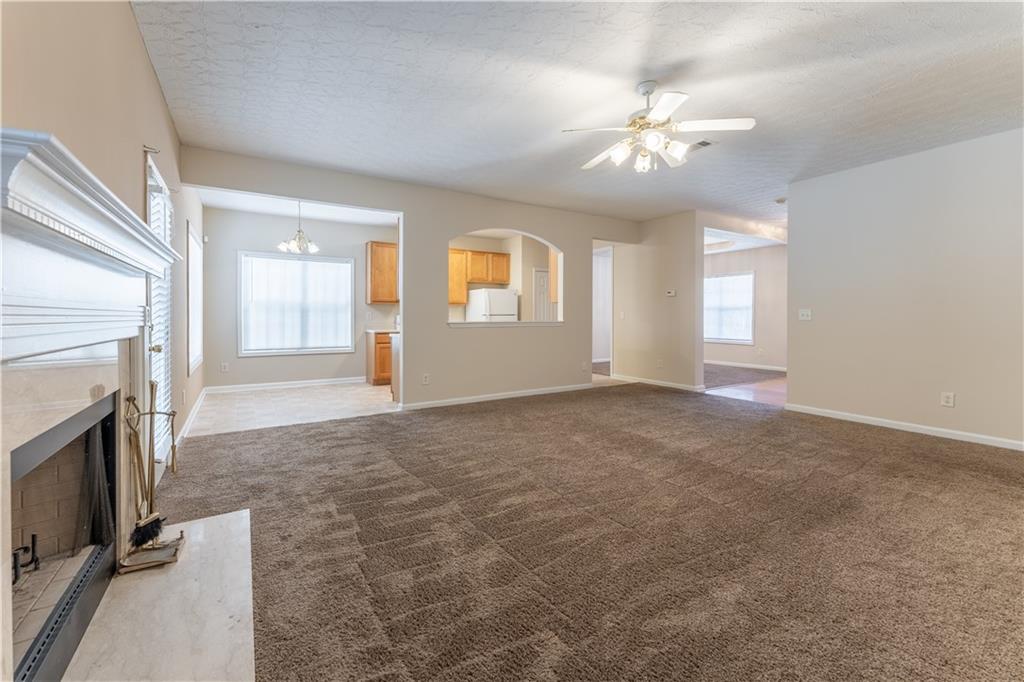 538 Shadowmoore Drive, Riverdale, Georgia image 10