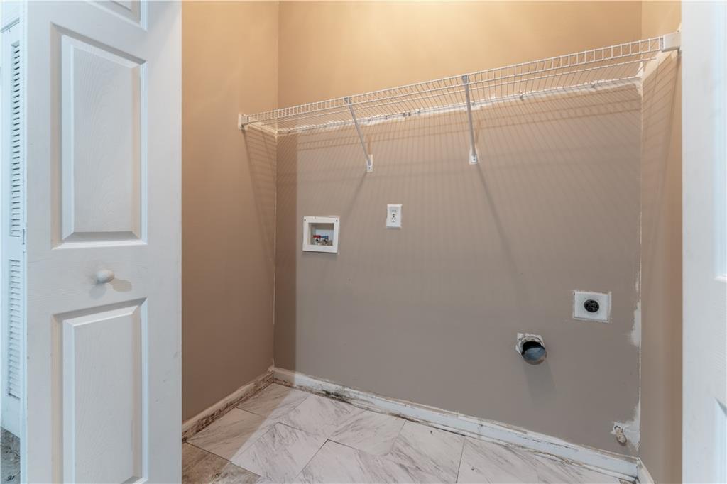 538 Shadowmoore Drive, Riverdale, Georgia image 32