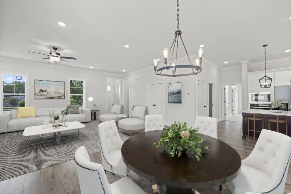 Lavonia, Georgia 30553, United States, 3 Bedrooms Bedrooms, ,3 BathroomsBathrooms,Residential,Pending,57334