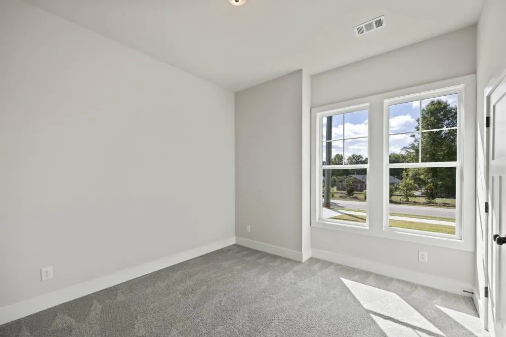 Lavonia, Georgia 30553, United States, 3 Bedrooms Bedrooms, ,3 BathroomsBathrooms,Residential,Pending,57334