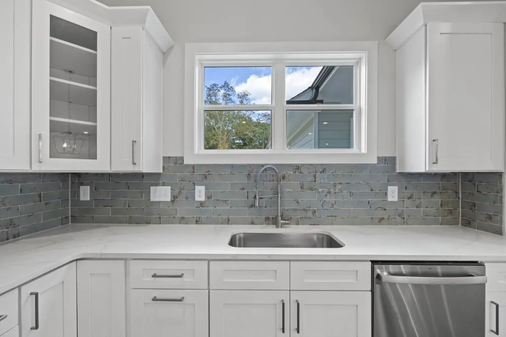 Lavonia, Georgia 30553, United States, 3 Bedrooms Bedrooms, ,3 BathroomsBathrooms,Residential,Pending,57334