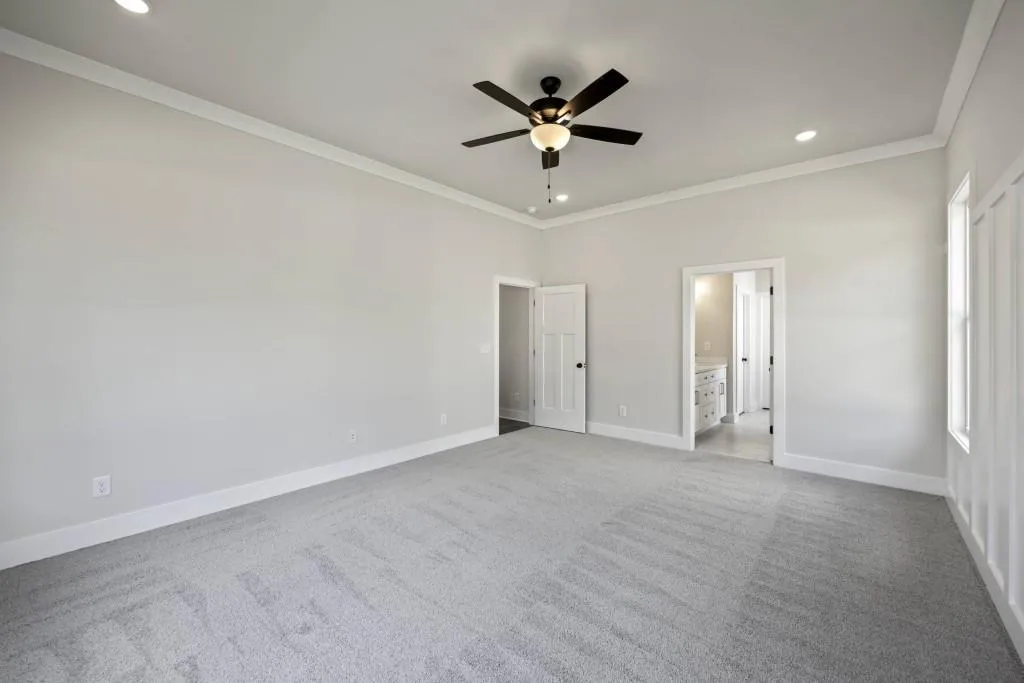 Lavonia, Georgia 30553, United States, 3 Bedrooms Bedrooms, ,3 BathroomsBathrooms,Residential,Pending,57334