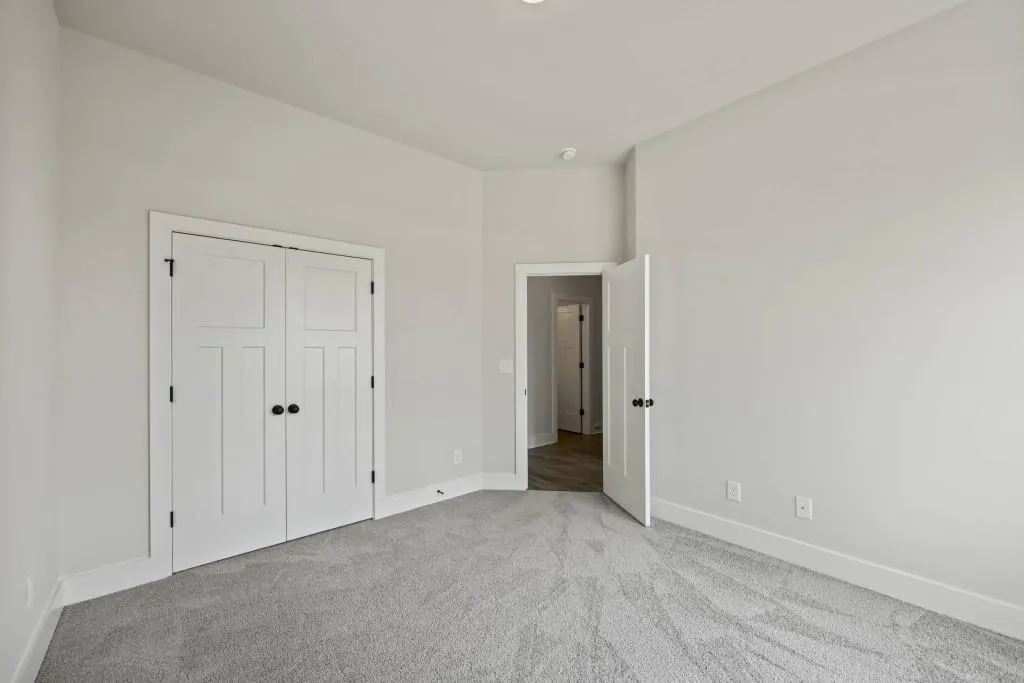 Lavonia, Georgia 30553, United States, 3 Bedrooms Bedrooms, ,3 BathroomsBathrooms,Residential,Pending,57334