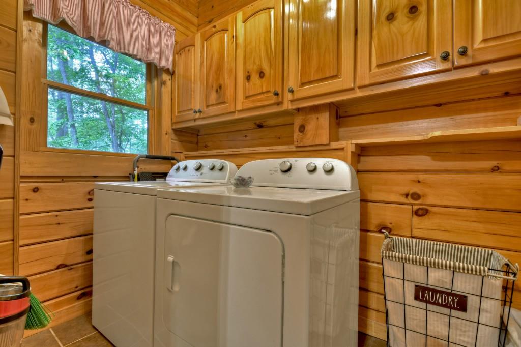 208 Crestview Lane, Cherry Log, Georgia image 24