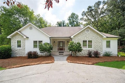 620 Driftwood Drive Woodstock GA 30189