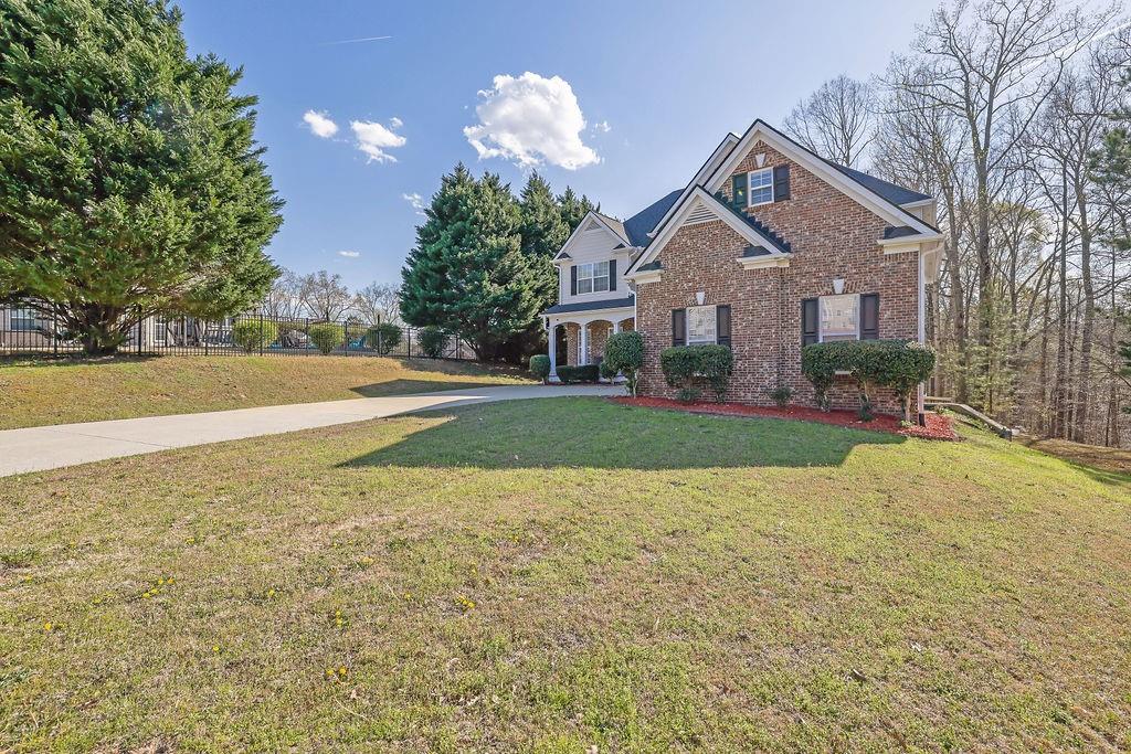 917 Redstone Trail, Dacula, Georgia image 4