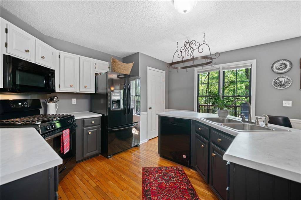2158 NW Southbrook Ridge, Kennesaw, Georgia image 18