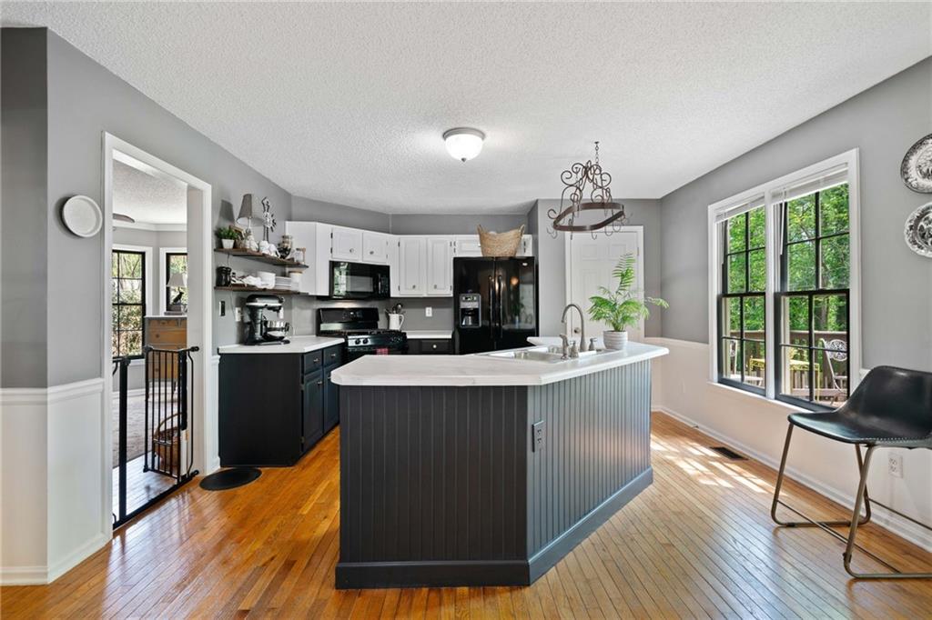 2158 NW Southbrook Ridge, Kennesaw, Georgia image 17