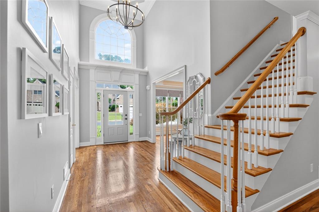 3913 Springtree Lane