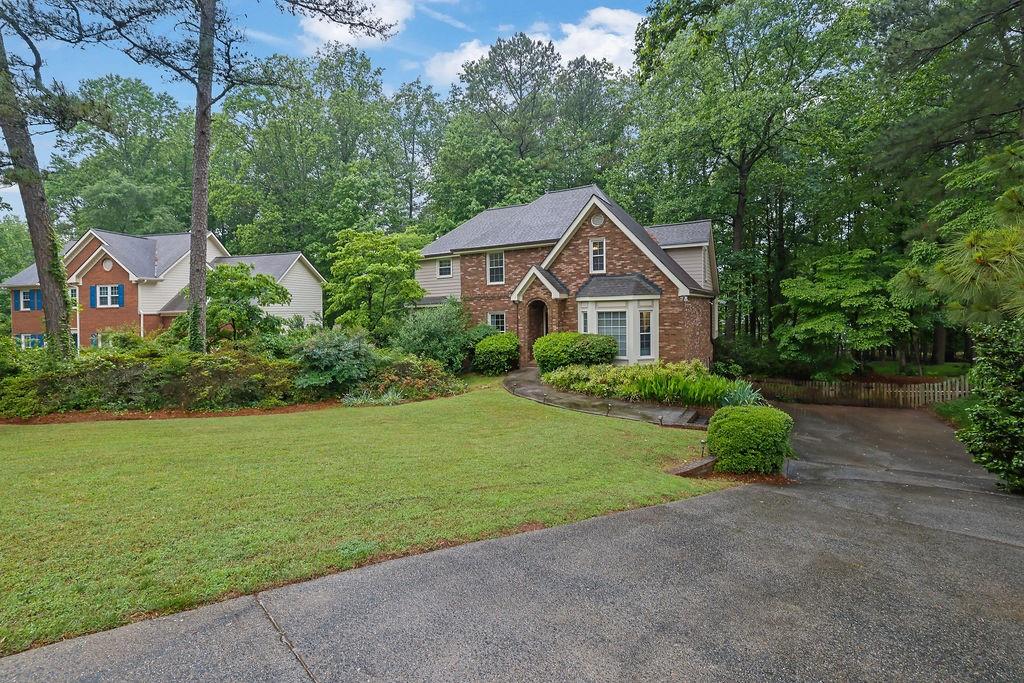 842 Laurel Crest Court, Marietta, Georgia image 2