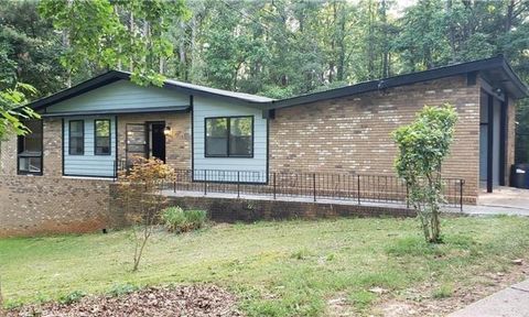 1041 Mountain Woods Court Stone Mountain GA 30087