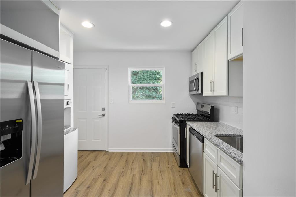 1170 Greenwich Street SW 3