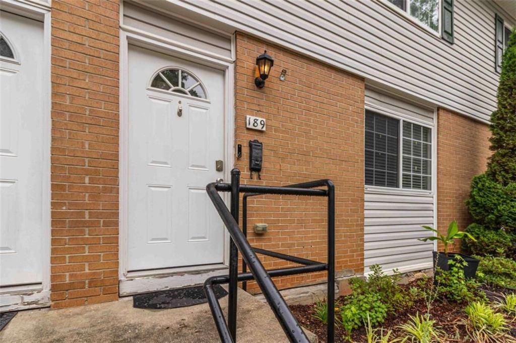 405 Fairburn Road SW 189