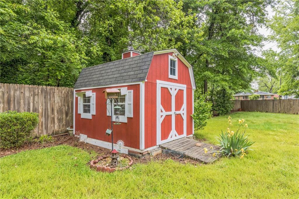292 Lumpkin Street, Winder, Georgia image 4