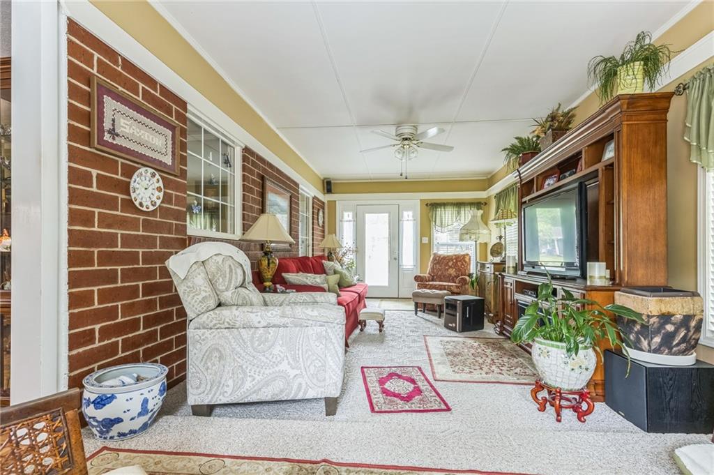 292 Lumpkin Street, Winder, Georgia image 11