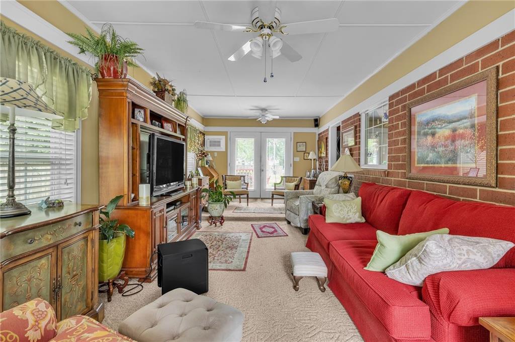 292 Lumpkin Street, Winder, Georgia image 17