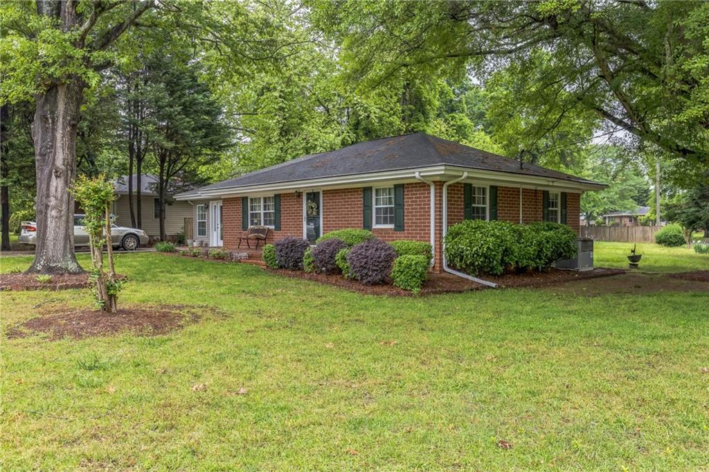 292 Lumpkin Street, Winder, Georgia image 7