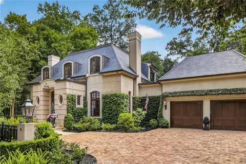 Homes For Sale - 675 W Paces Ferry #14 Road<br/> Fulton County, Atlanta, GA 30327