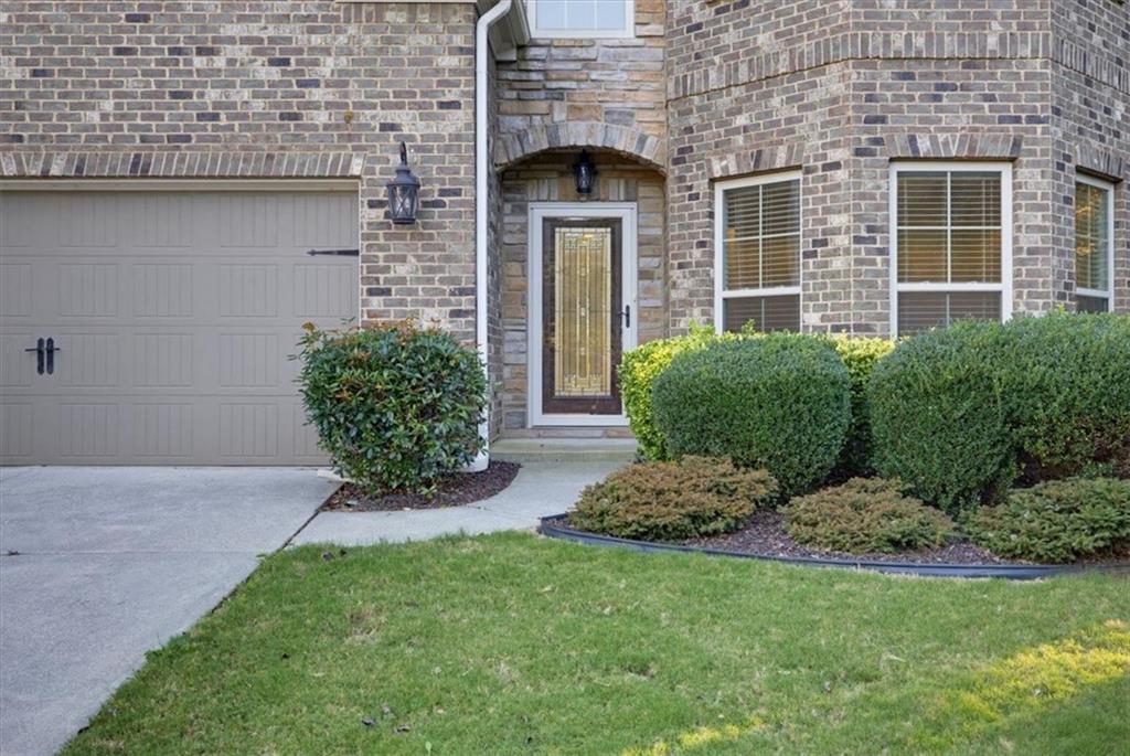 6810 Rocking Horse Lane