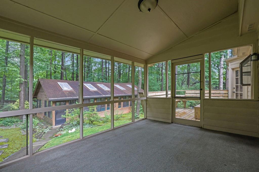 5786 Broxton Circle, Peachtree Corners, Georgia image 43