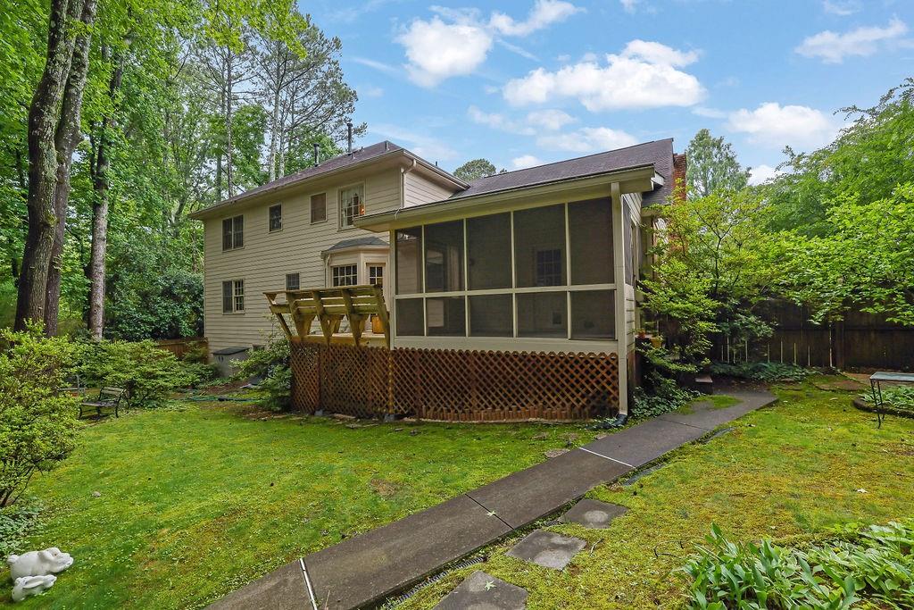 5786 Broxton Circle, Peachtree Corners, Georgia image 46