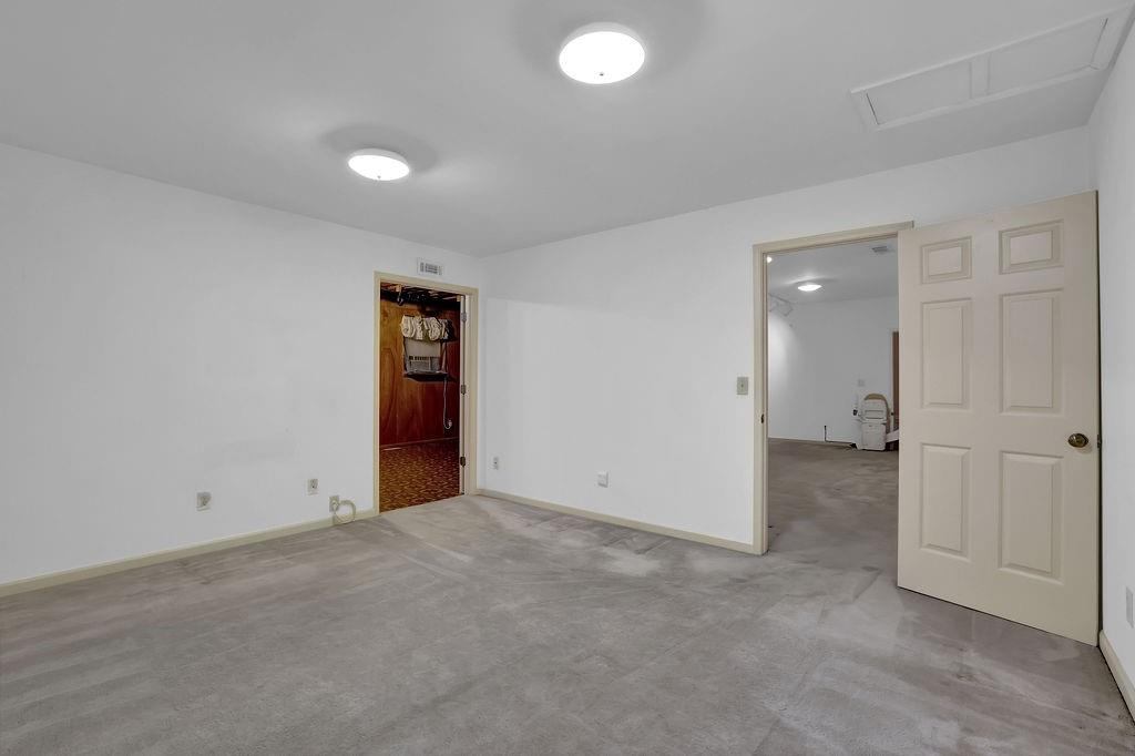5786 Broxton Circle, Peachtree Corners, Georgia image 37