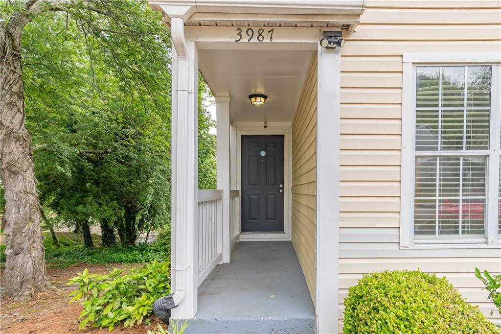 3987 Bayside Circle