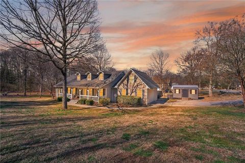 Homes For Sale - 165 Richland Street<br/> Gordon County, Calhoun, GA 30701