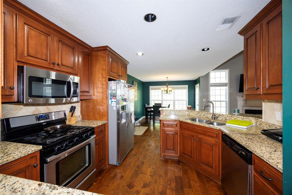 794 Lucas Drive, Hampton, Georgia image 11