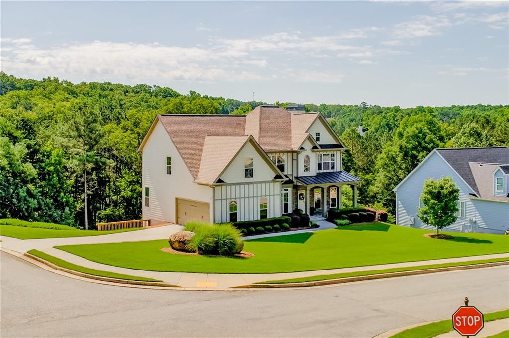 10 Altar Rock Ct NE