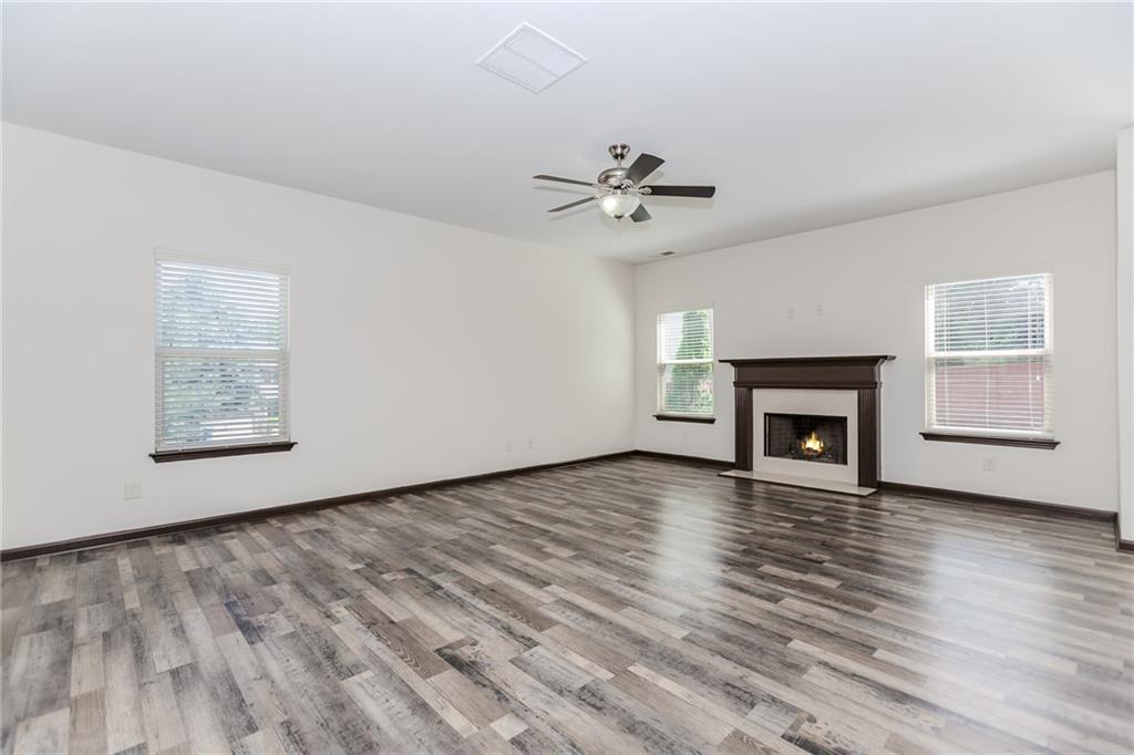 893 Whitfield Oak Road