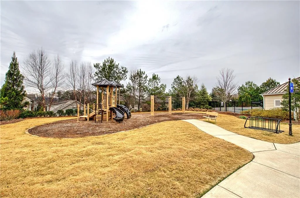 Canton, Georgia 30115, United States, 4 Bedrooms Bedrooms, ,3 BathroomsBathrooms,Residential,Active,248495