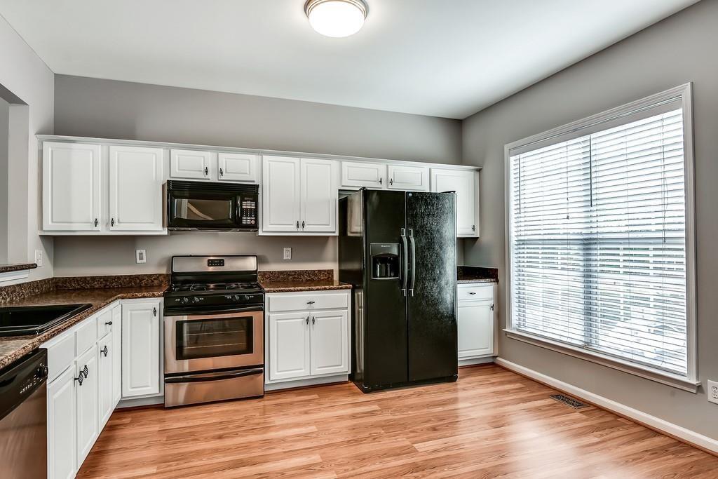 3331 Lathenview Court
