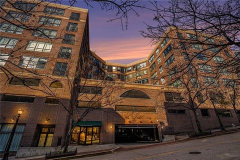 115 W Peachtree Place NW 713 Atlanta GA 30313