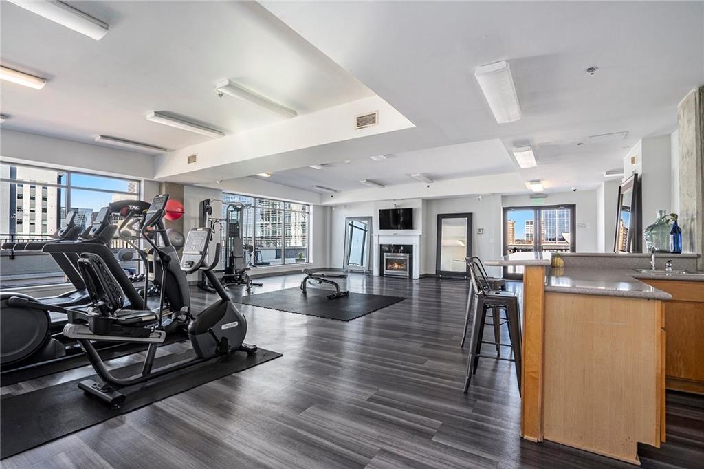 115 W Peachtree Place #713, Atlanta, Georgia image 19
