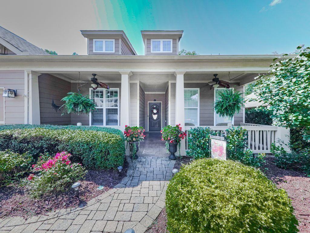 646 LAUREL Crossing