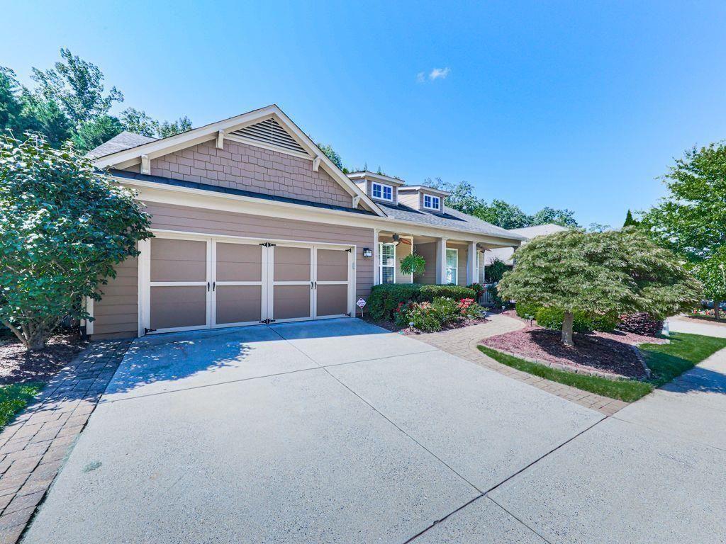 646 LAUREL Crossing