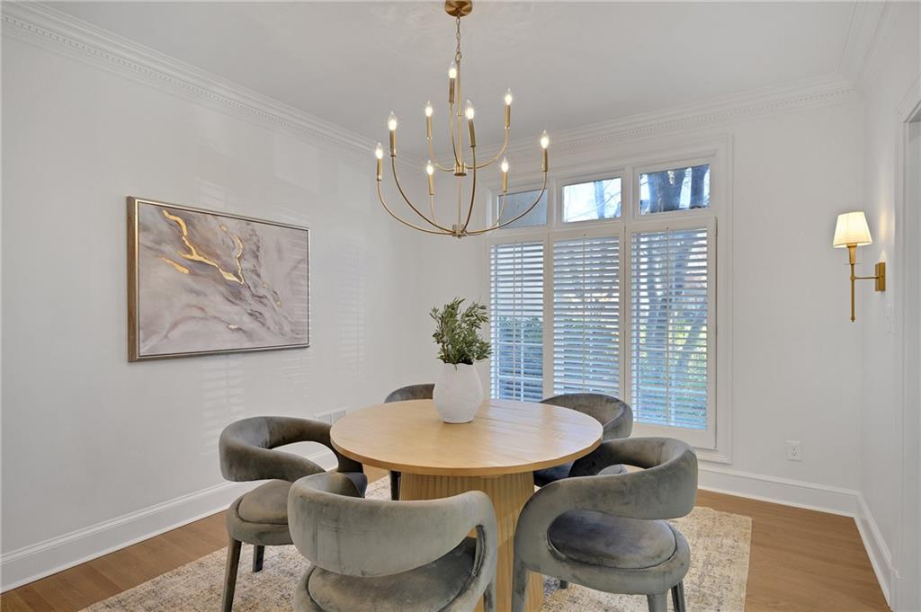 52 Paces West Drive NW