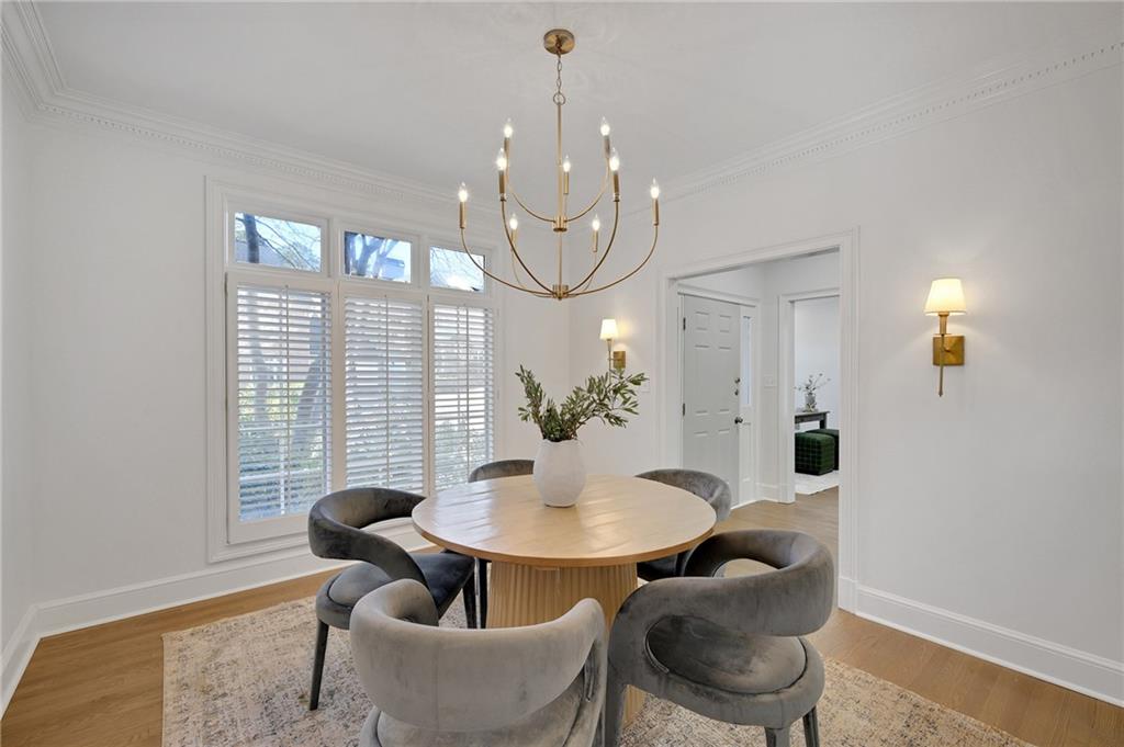 52 Paces West Drive NW