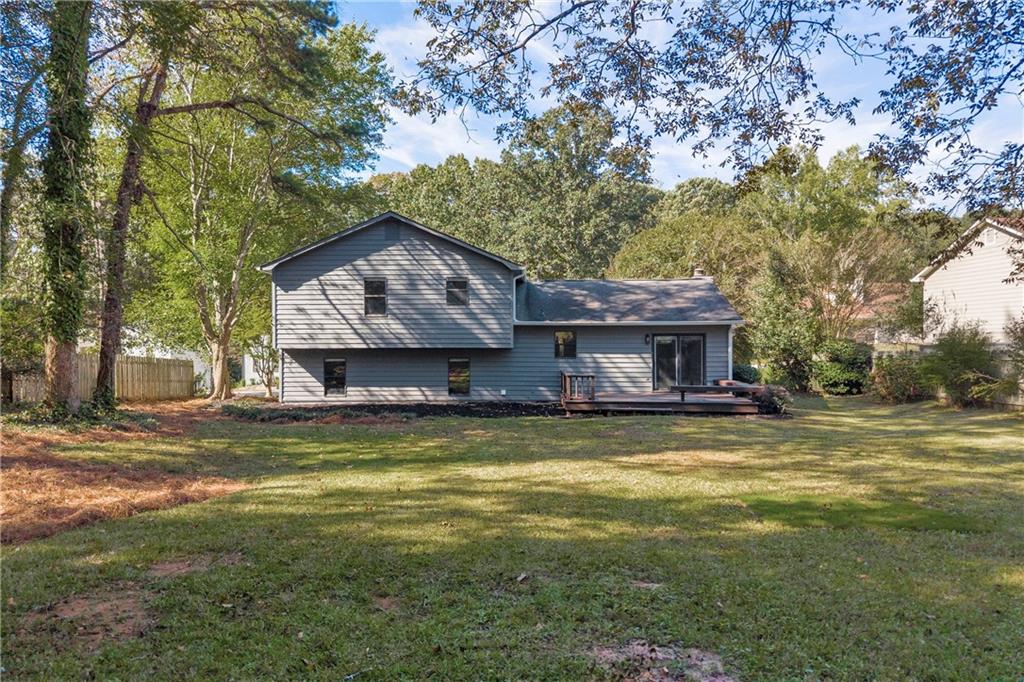 1467 Glynn Oaks Circle SW