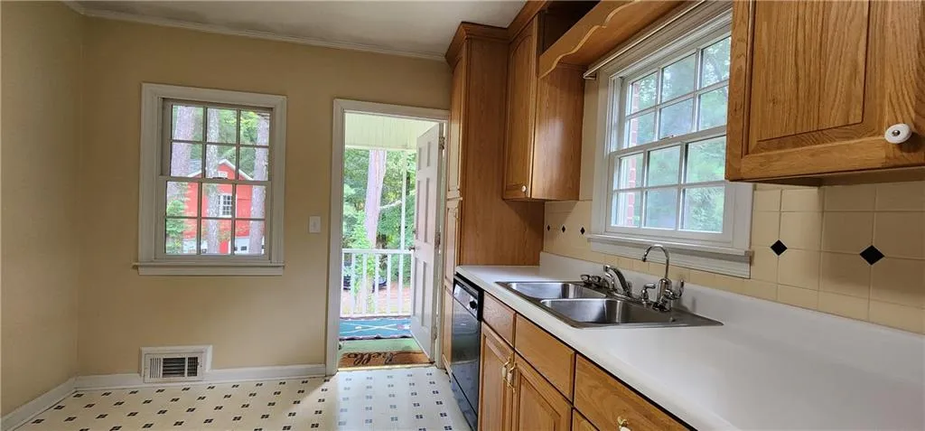 Conyers, Georgia 30013, United States, 3 Bedrooms Bedrooms, ,2 BathroomsBathrooms,Residential,Active,91802