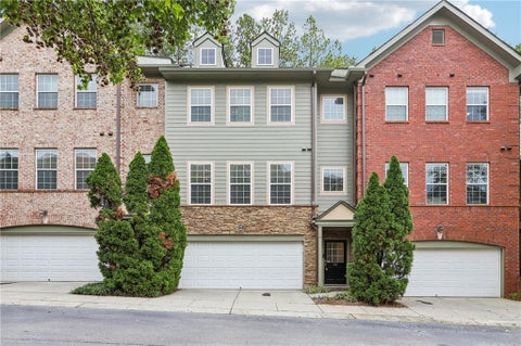 Photo of 1439 Ashford Place NE, Brookhaven, GA 30319 (MLS # 7854613)