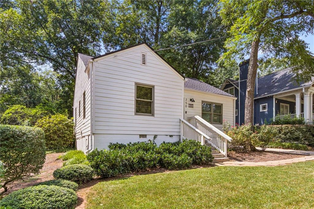 250 Norwood Avenue NE